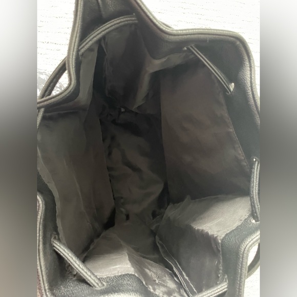 Victoria’s Secret Faux Black Leather Fringe Sides Draw String Backpack - Picture 4 of 8